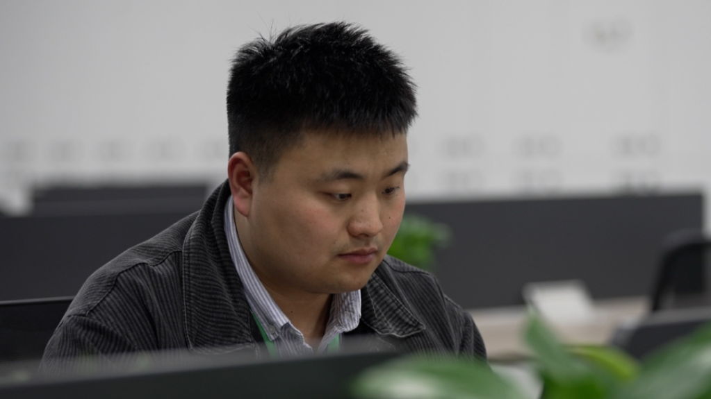 匠心青年说｜模具艺术家——王业浩(图1)
